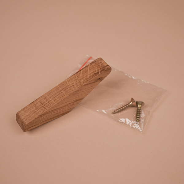 Крючок Woodson К4, дуб