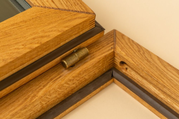 Окно Woodson  PRO 60*50, стекло GREY дуб, правое